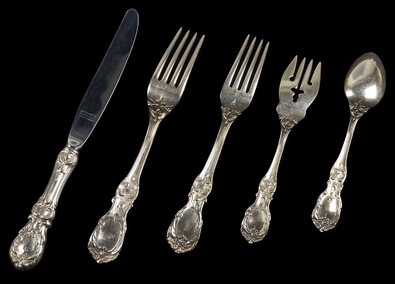 Lot 618: 32 Pcs. Reed & Barton Sterling Flatware, Amaryllis Pattern