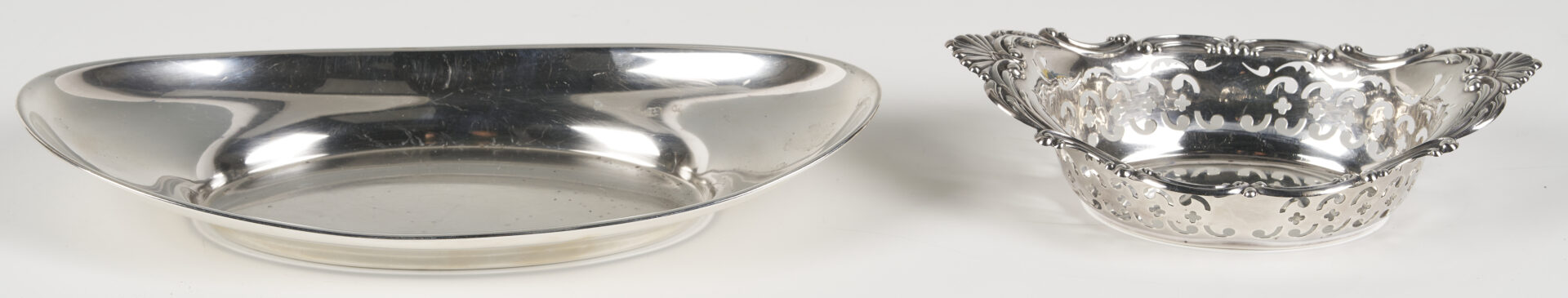 Lot 623: 30 pcs Sterling: Nut Dishes, Bread Tray, Towle Chippendale Flatware