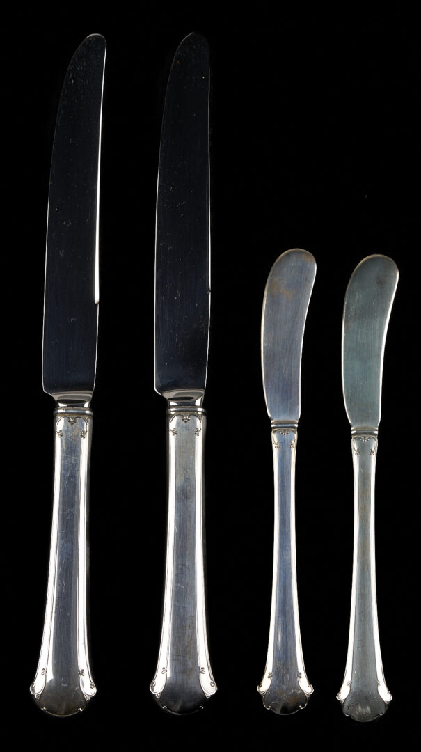 Lot 623: 30 pcs Sterling: Nut Dishes, Bread Tray, Towle Chippendale Flatware