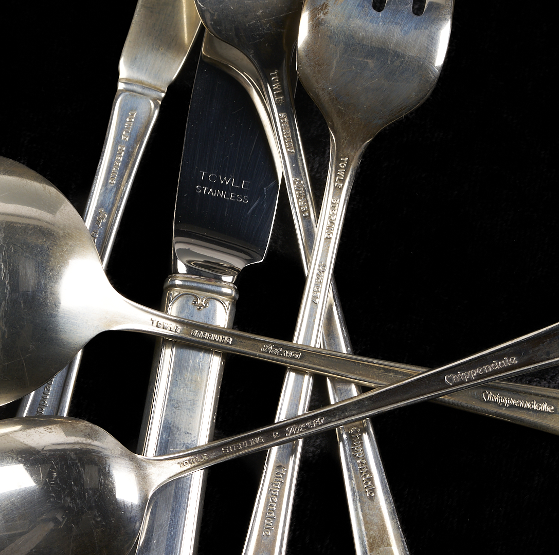 Lot 623: 30 pcs Sterling: Nut Dishes, Bread Tray, Towle Chippendale Flatware