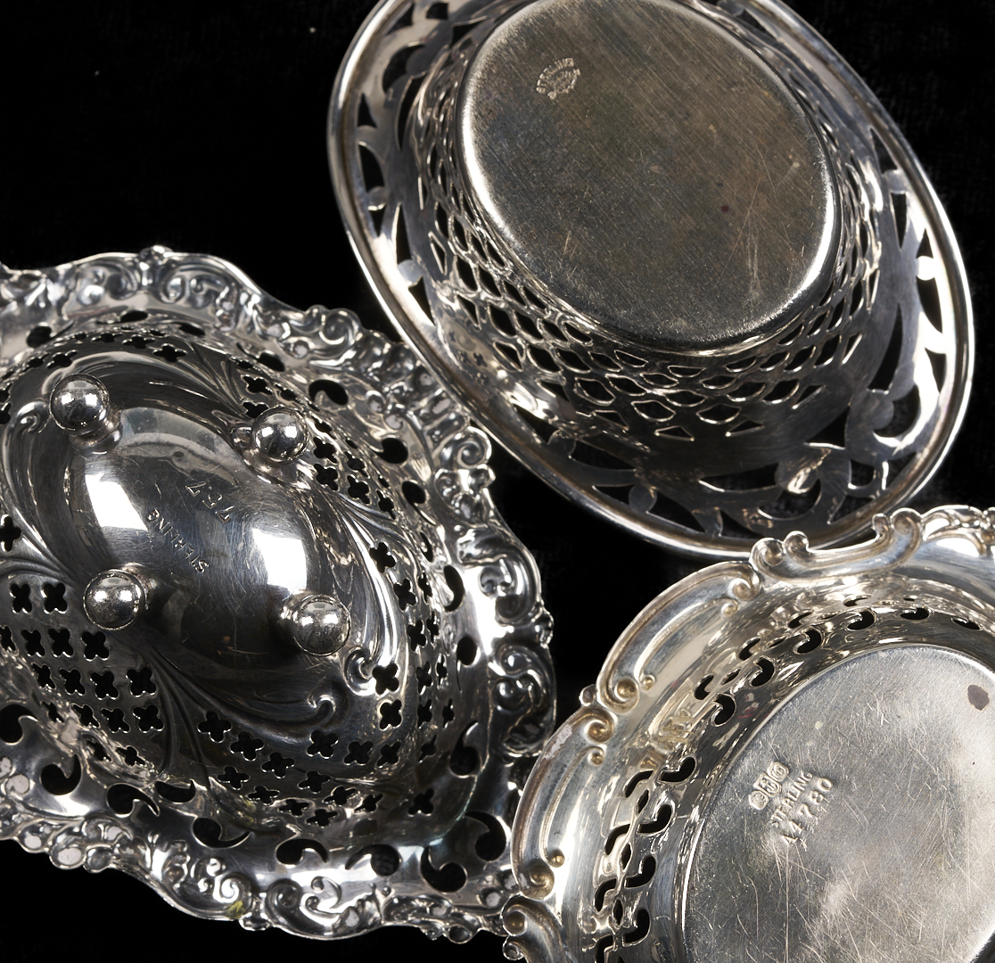 Lot 623: 30 pcs Sterling: Nut Dishes, Bread Tray, Towle Chippendale Flatware