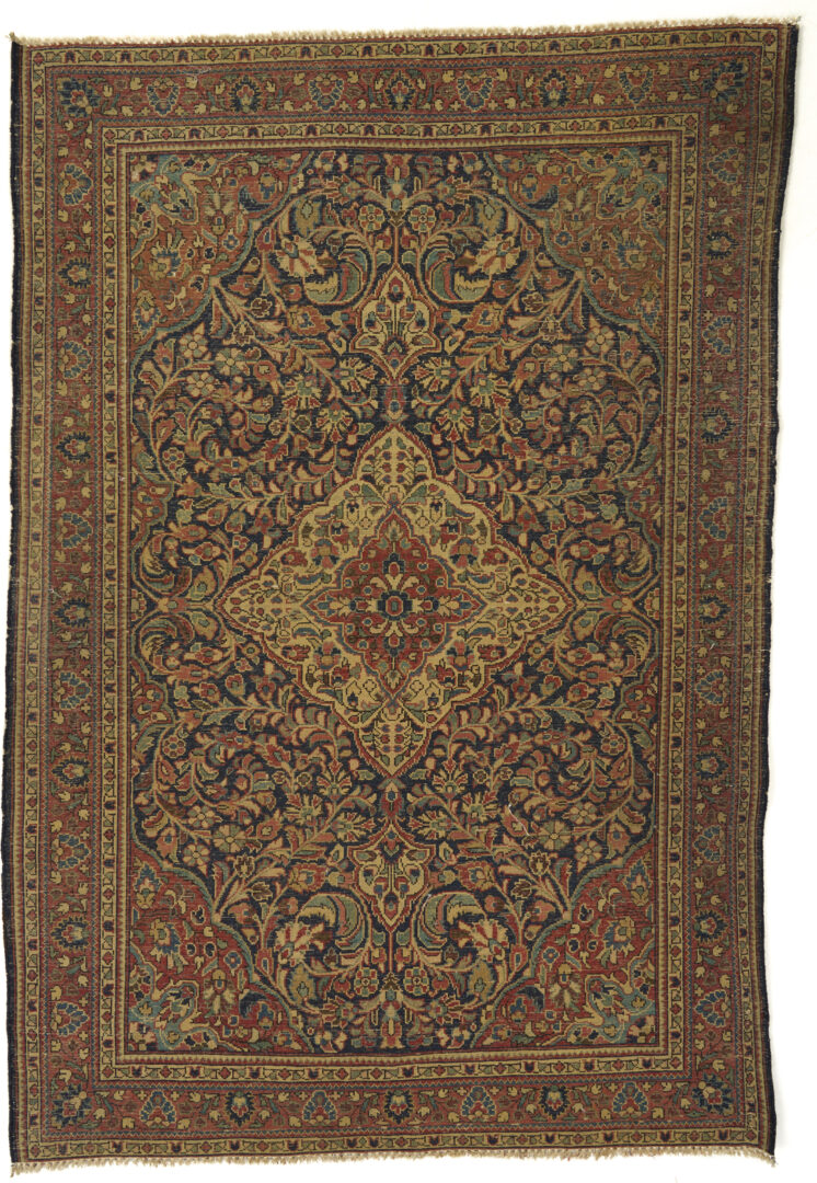 Lot 668: Antique Persian Kashan Medallion Rug