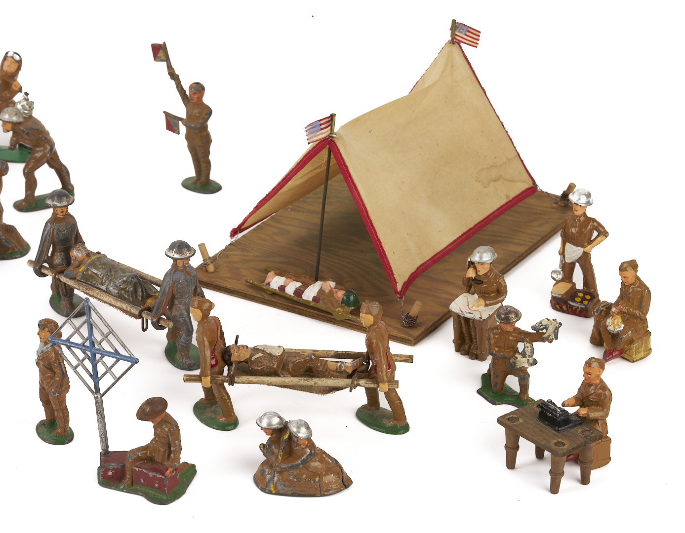 Lot 687: 58 Barclay and Manoil WWI Toy Soldiers and 1 Tent