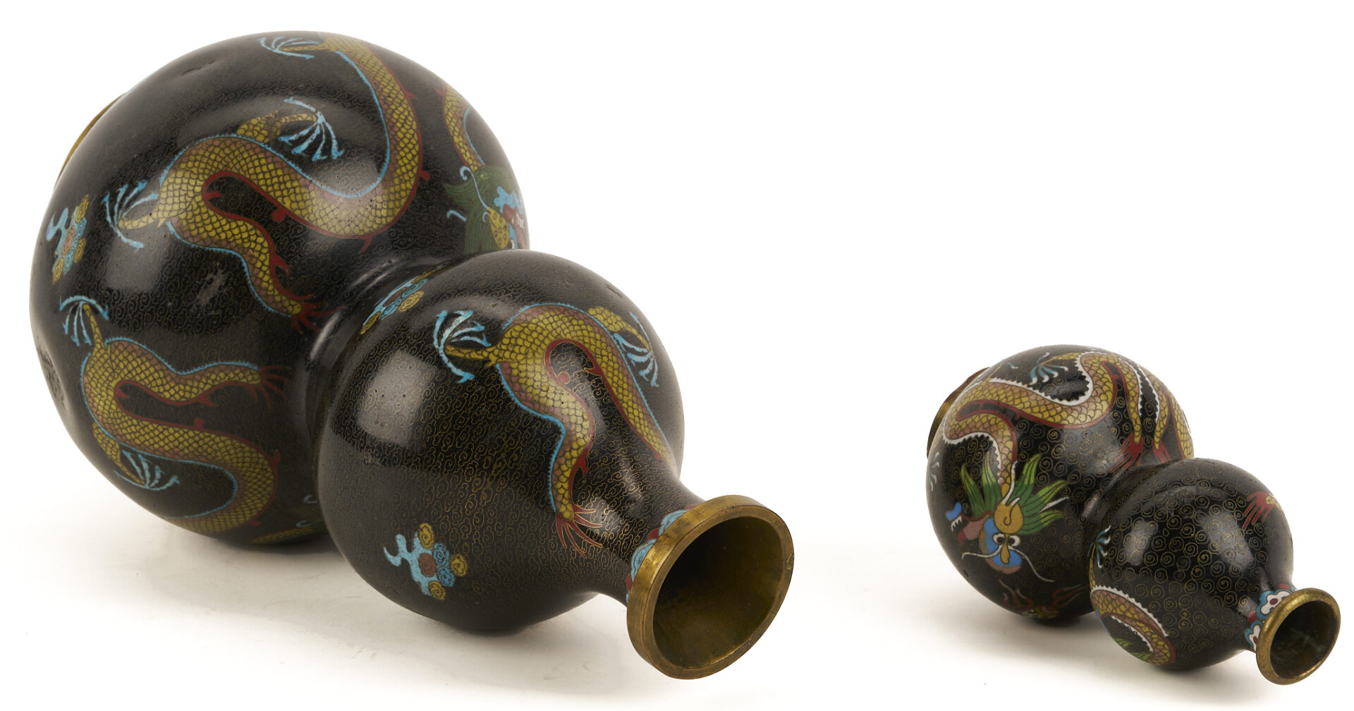 Lot 691: 2 Chinese Cloisonne “Magic Fungi” Vases plus Pair of Jars and 4 Chinese Cloisonne Vases: Garlic Head and Double Gourd form