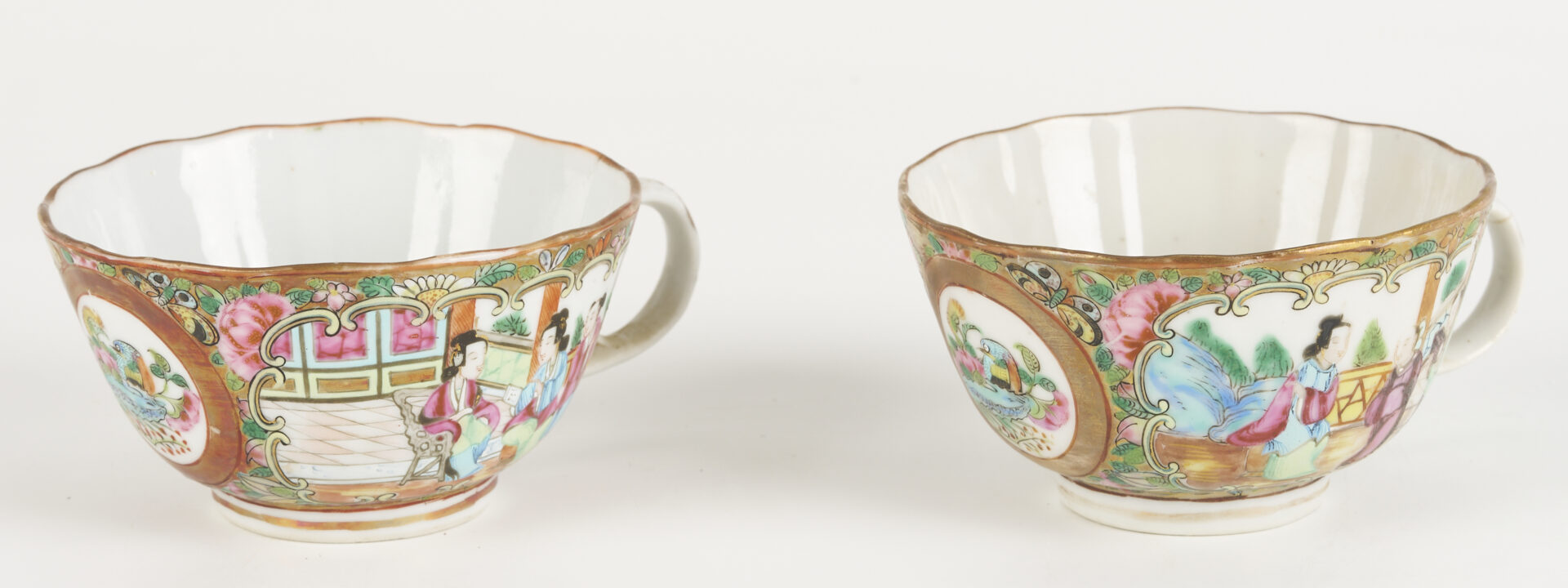 Lot 699: 13 Chinese Rose Medallion Porcelain Pieces