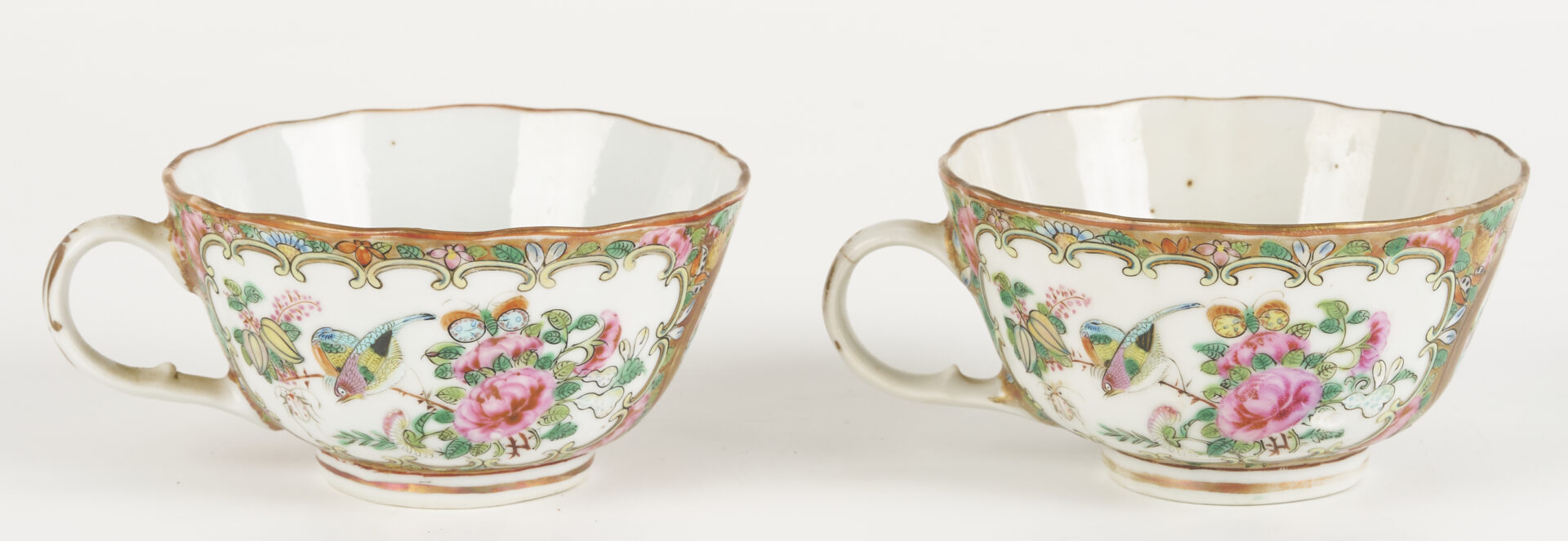 Lot 699: 13 Chinese Rose Medallion Porcelain Pieces