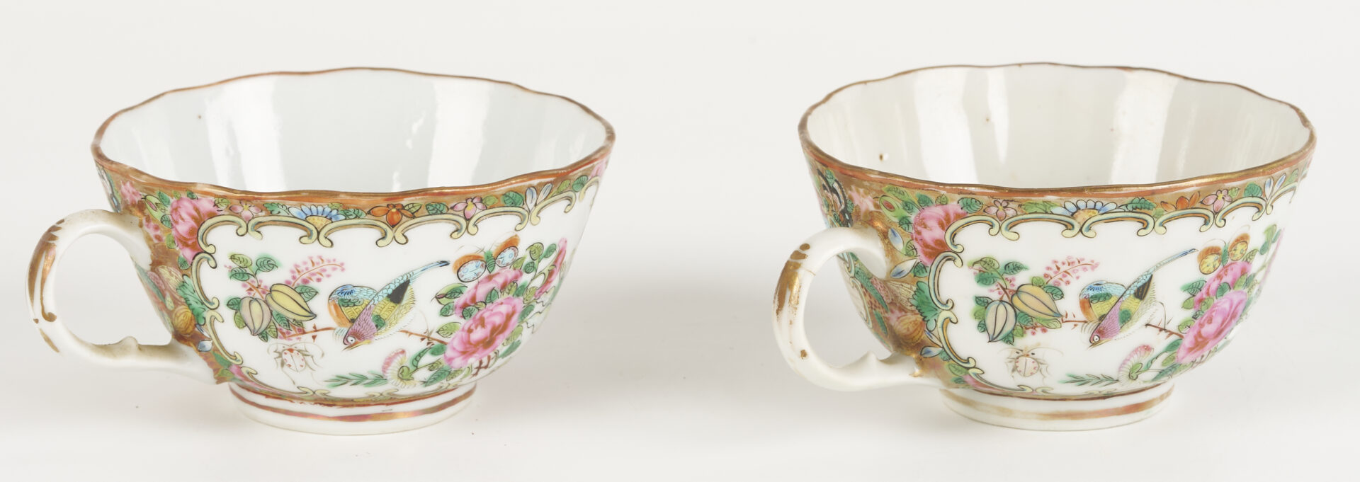 Lot 699: 13 Chinese Rose Medallion Porcelain Pieces