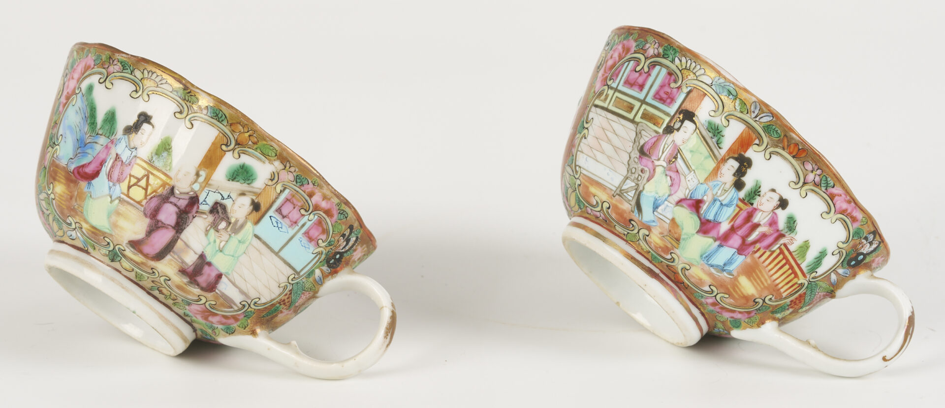 Lot 699: 13 Chinese Rose Medallion Porcelain Pieces