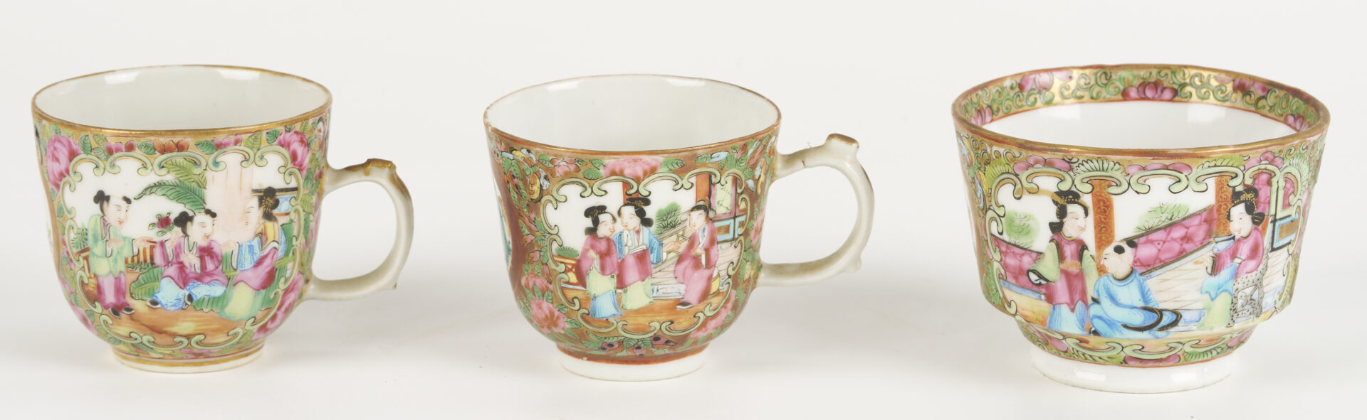 Lot 699: 13 Chinese Rose Medallion Porcelain Pieces