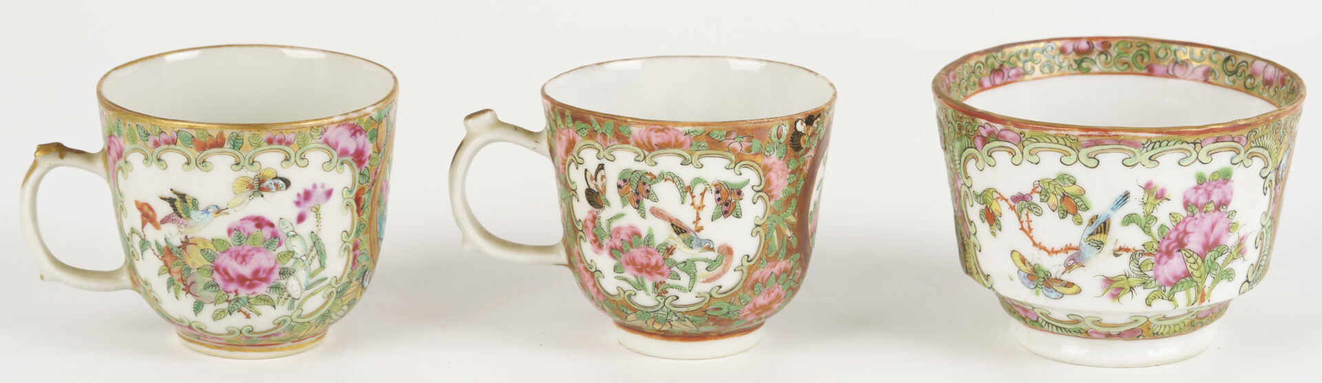 Lot 699: 13 Chinese Rose Medallion Porcelain Pieces