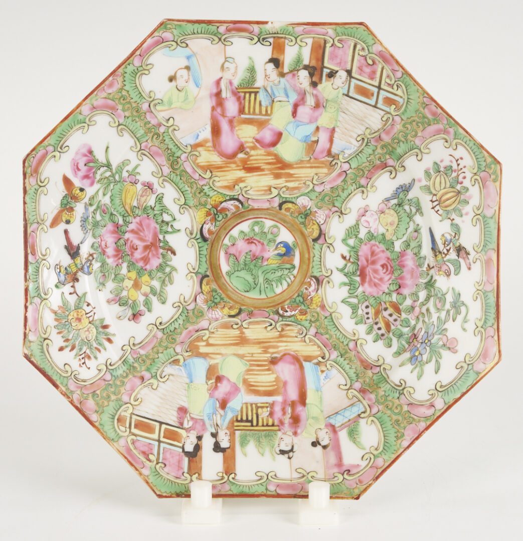 Lot 699: 13 Chinese Rose Medallion Porcelain Pieces