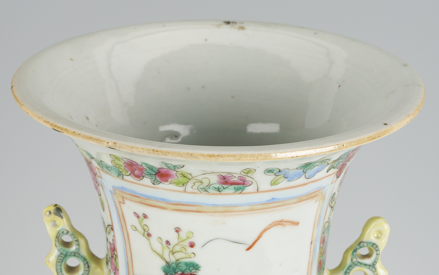 Lot 700: Large Chinese Famille Rose Porcelain Vase