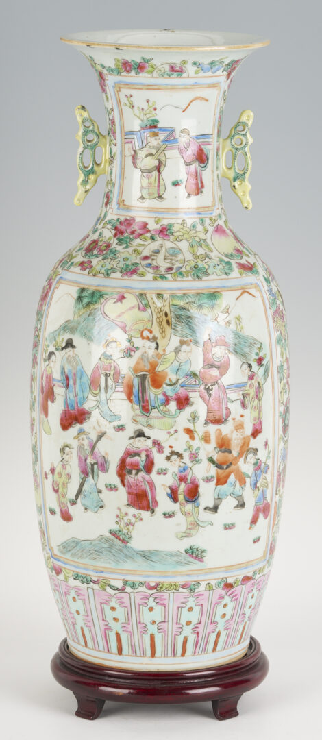 Lot 700: Large Chinese Famille Rose Porcelain Vase