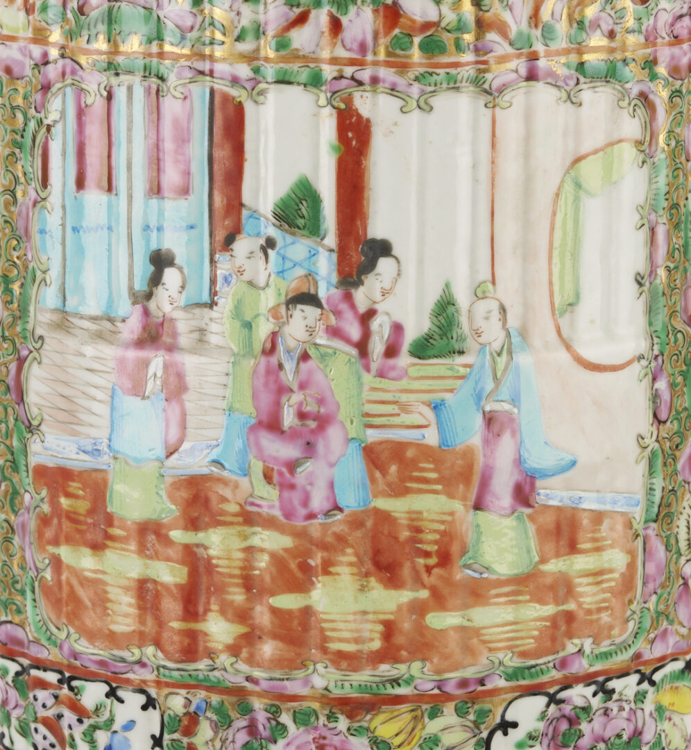 Lot 701: Chinese Rose Medallion Porcelain Umbrella Stand