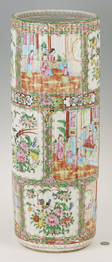 Lot 701: Chinese Rose Medallion Porcelain Umbrella Stand