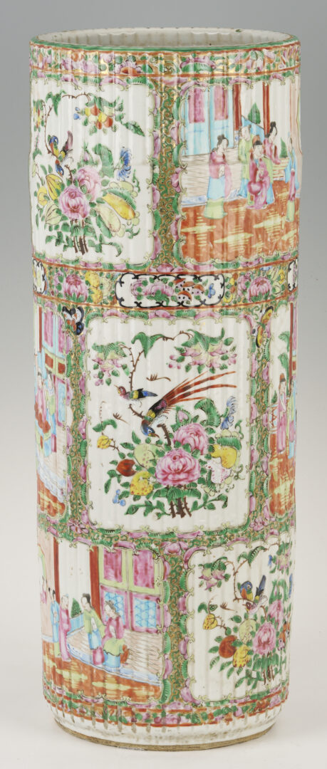 Lot 701: Chinese Rose Medallion Porcelain Umbrella Stand