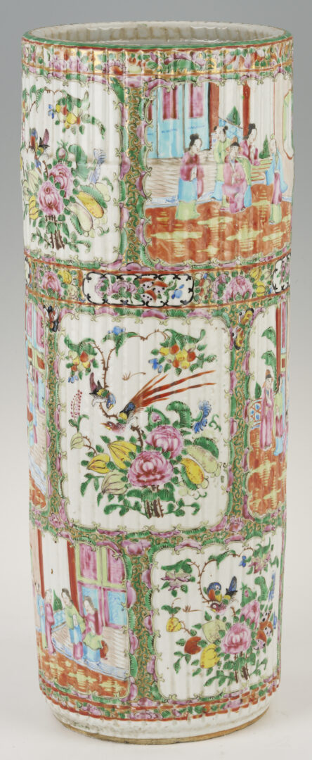 Lot 701: Chinese Rose Medallion Porcelain Umbrella Stand