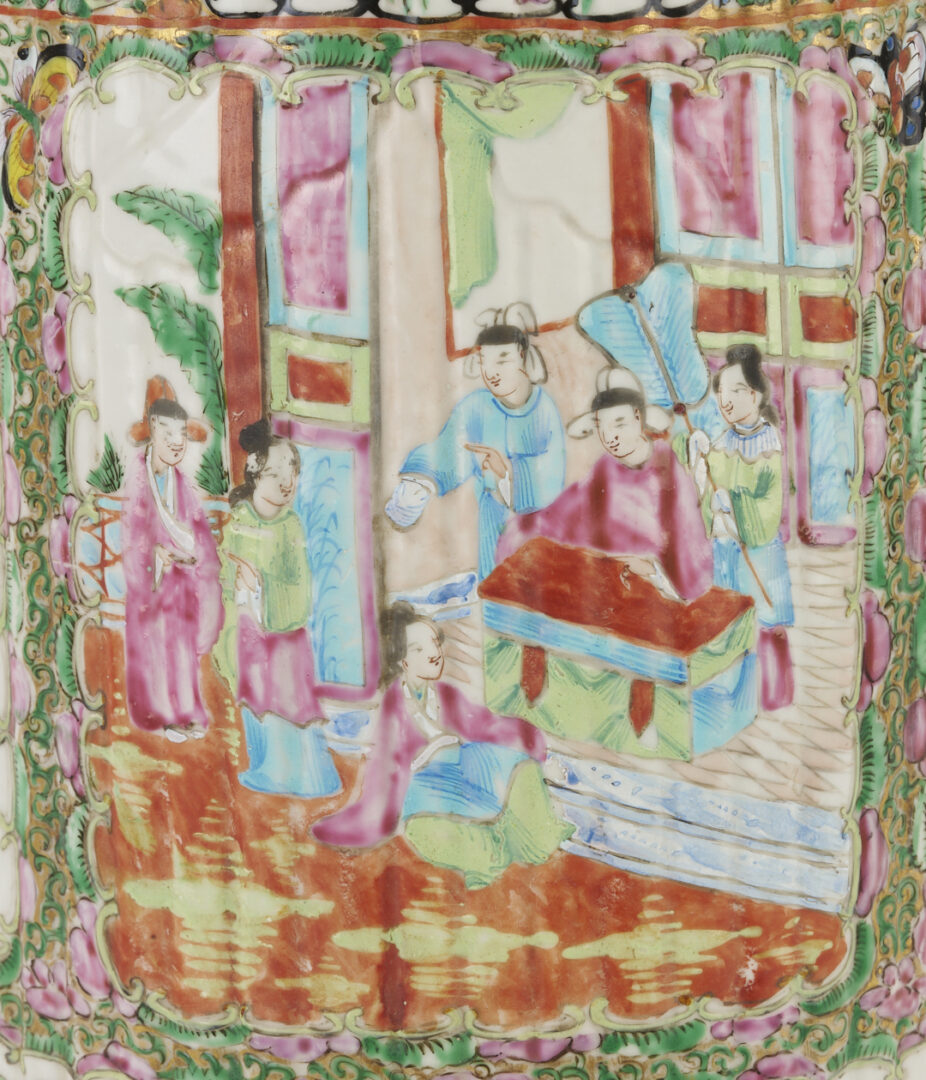 Lot 701: Chinese Rose Medallion Porcelain Umbrella Stand