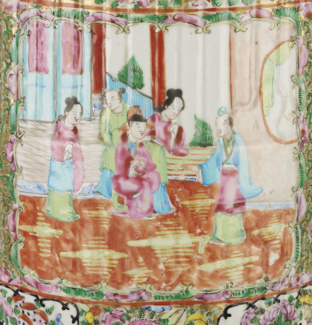 Lot 701: Chinese Rose Medallion Porcelain Umbrella Stand