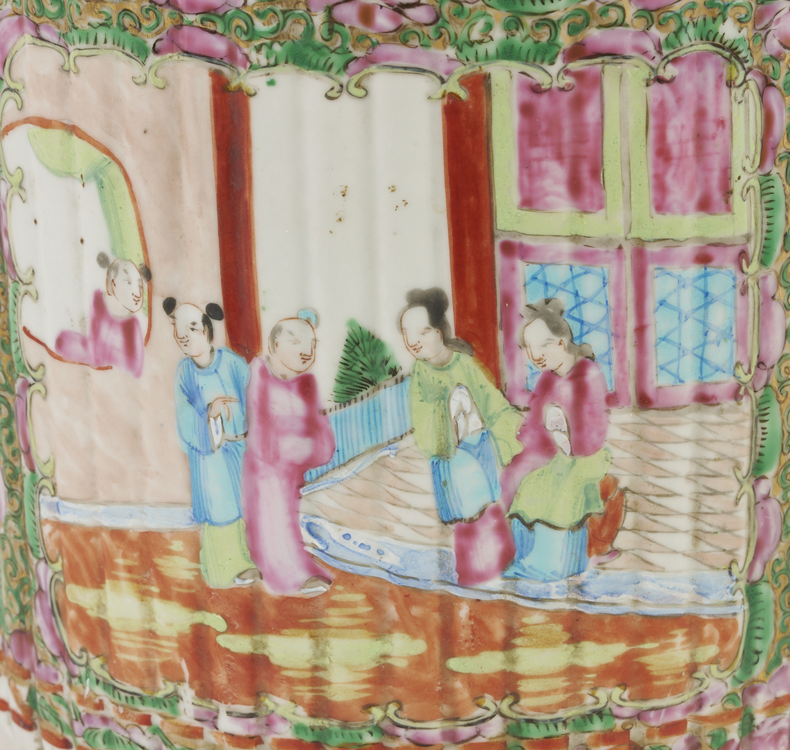 Lot 701: Chinese Rose Medallion Porcelain Umbrella Stand