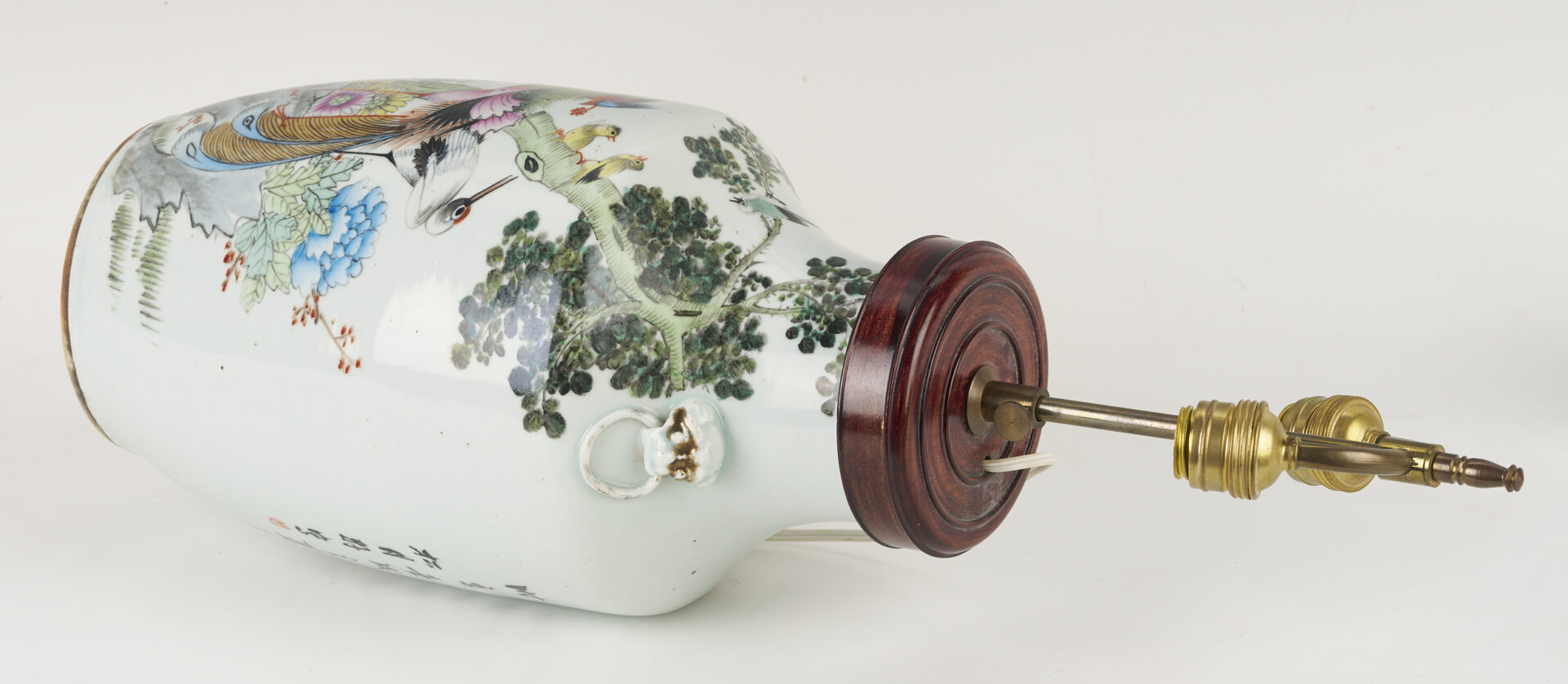 Lot 702: Chinese Famille Rose Porcelain Lamp
