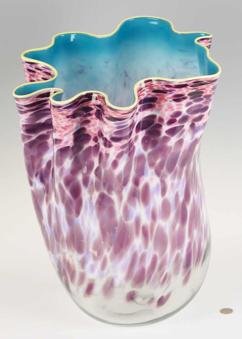 Lot 723: Dale Chihuly Macchia Art Glass Sculpture in Purple, Pink, & Aqua w/ Yellow Lip