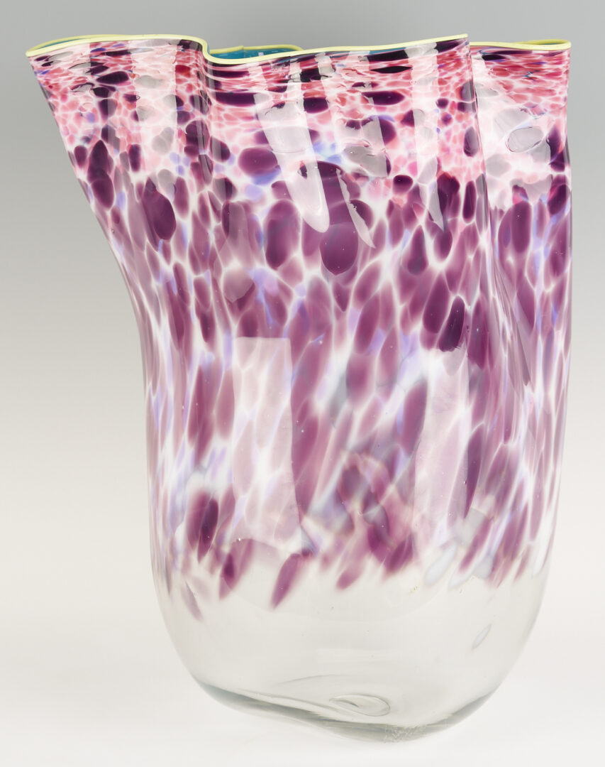 Lot 723: Dale Chihuly Macchia Art Glass Sculpture in Purple, Pink, & Aqua w/ Yellow Lip