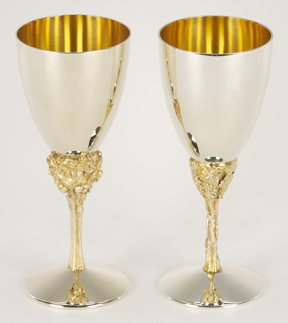 Lot 74: 4 Stuart Devlin Sterling Goblets, Grape Harbor, Dove Orchard Patterns