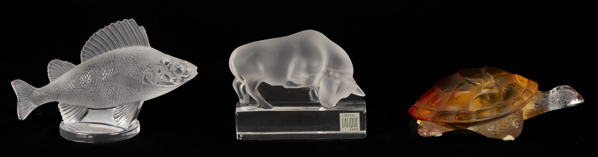 Lot 758: 7 Lalique Glass Figures & Sculptures