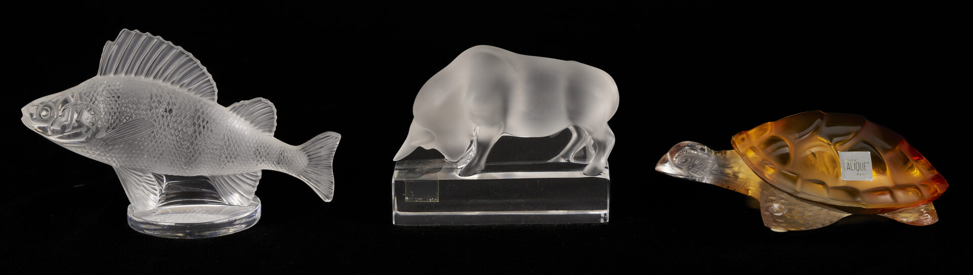 Lot 758: 7 Lalique Glass Figures & Sculptures