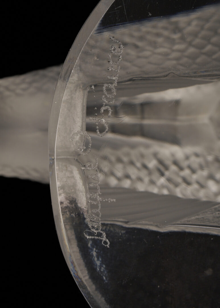 Lot 758: 7 Lalique Glass Figures & Sculptures