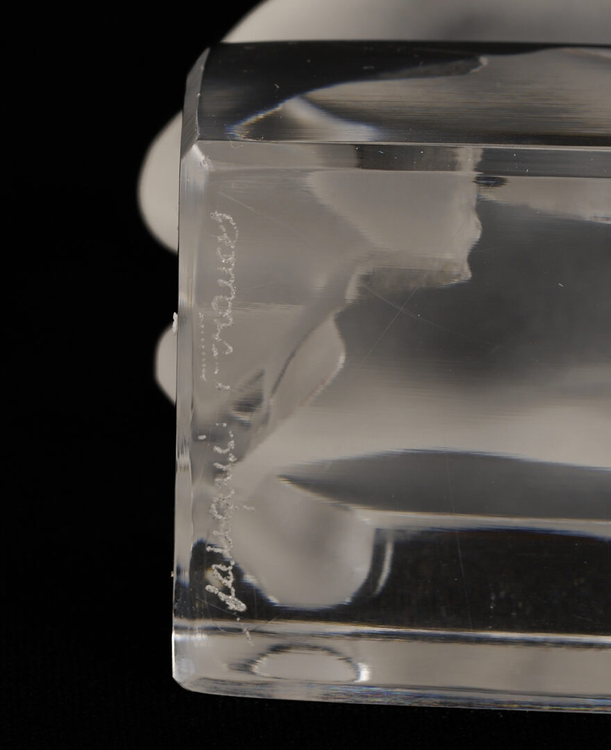 Lot 758: 7 Lalique Glass Figures & Sculptures