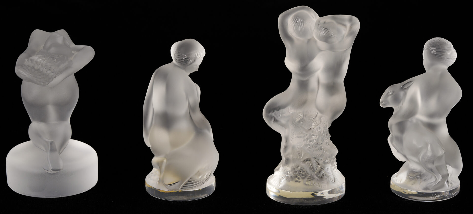 Lot 758: 7 Lalique Glass Figures & Sculptures