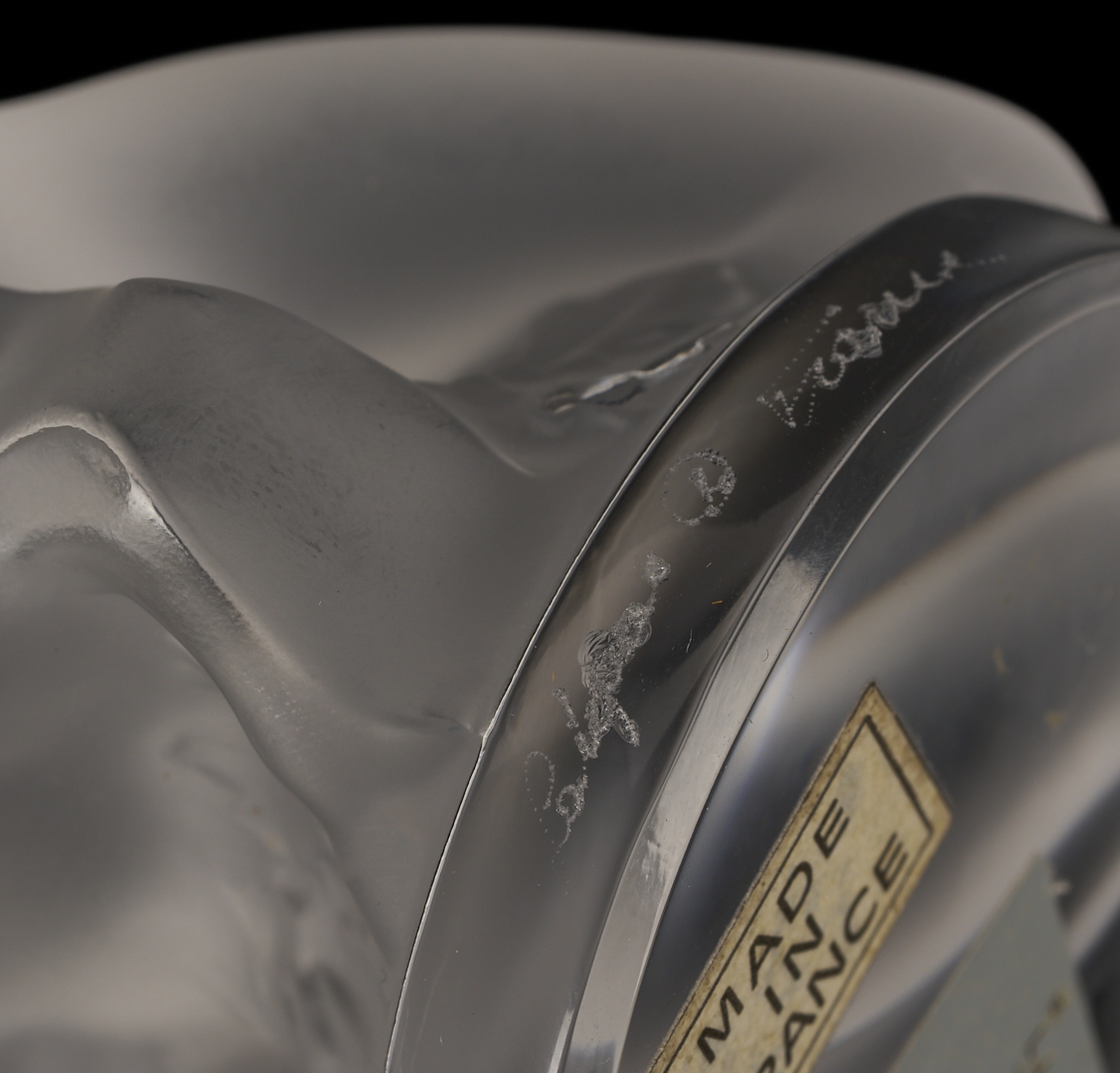 Lot 758: 7 Lalique Glass Figures & Sculptures