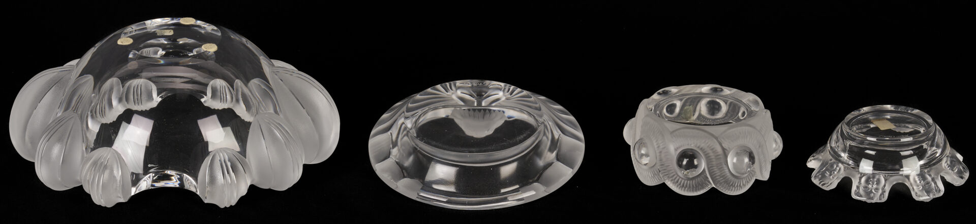 Lot 759: 12 Lalique Glass Items, incl. Pin Trays, Perfume Bottles