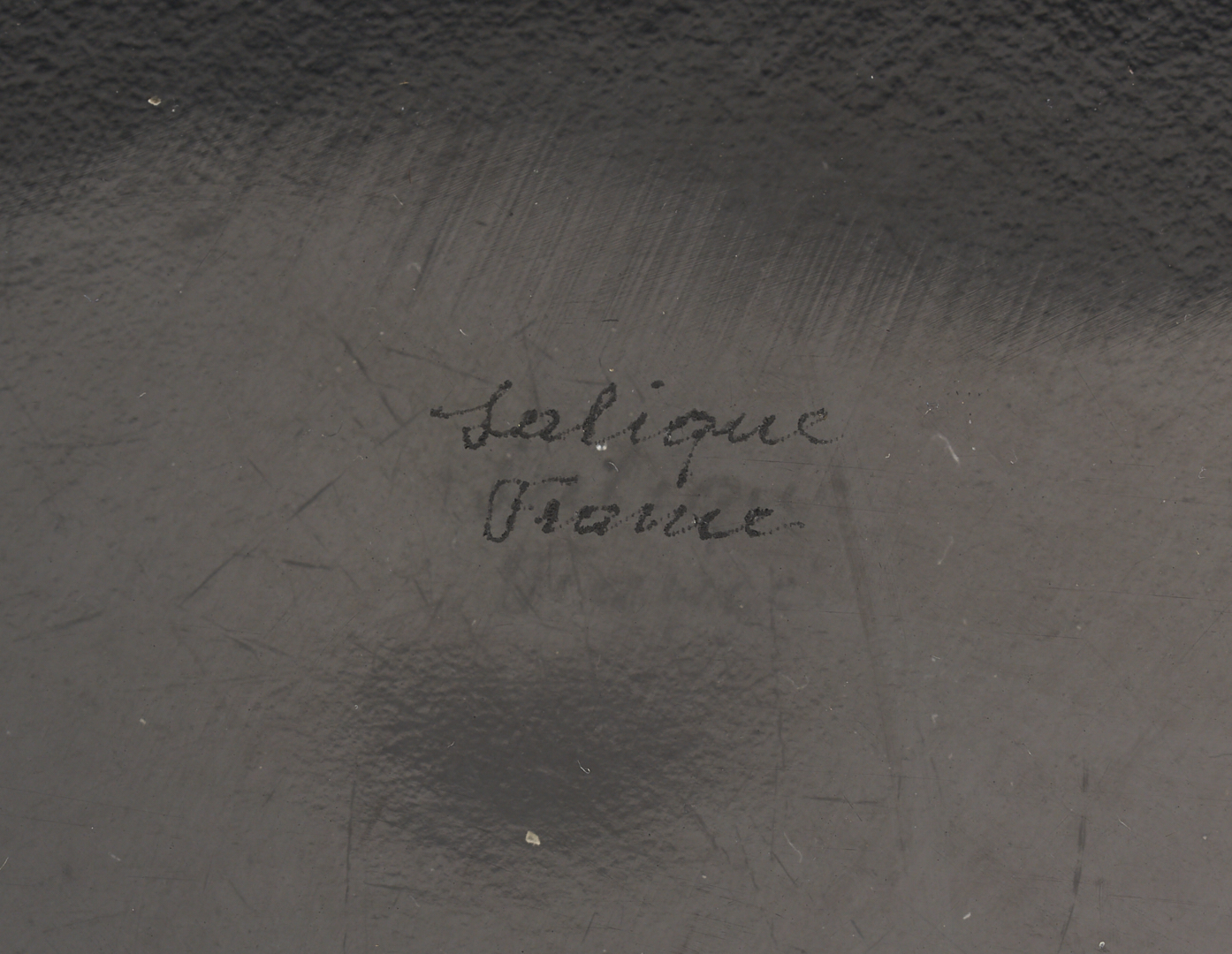 Lot 761: Lalique Crystal Marguerites Centerpiece Bowl