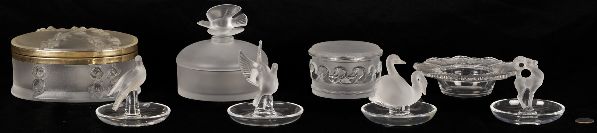 Lot 762: 8 Lalique France Crystal Items