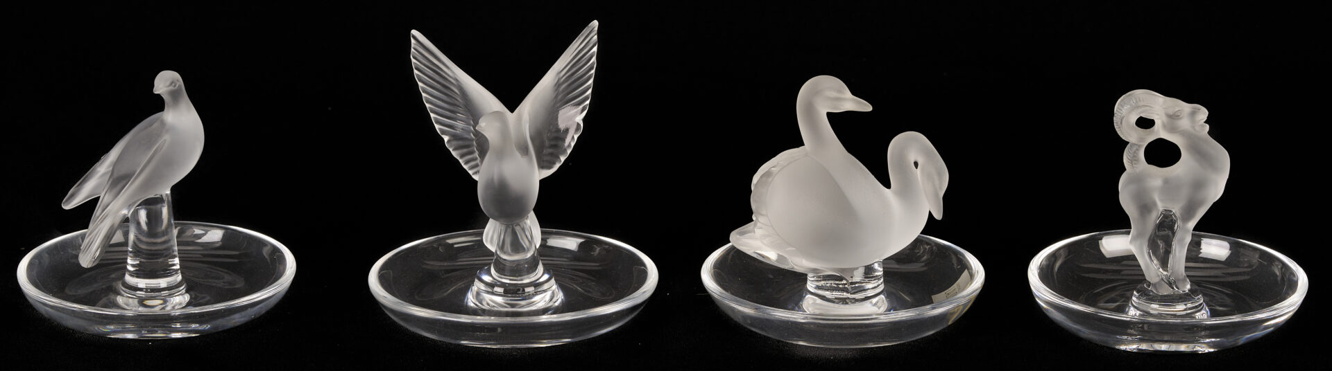 Lot 762: 8 Lalique France Crystal Items
