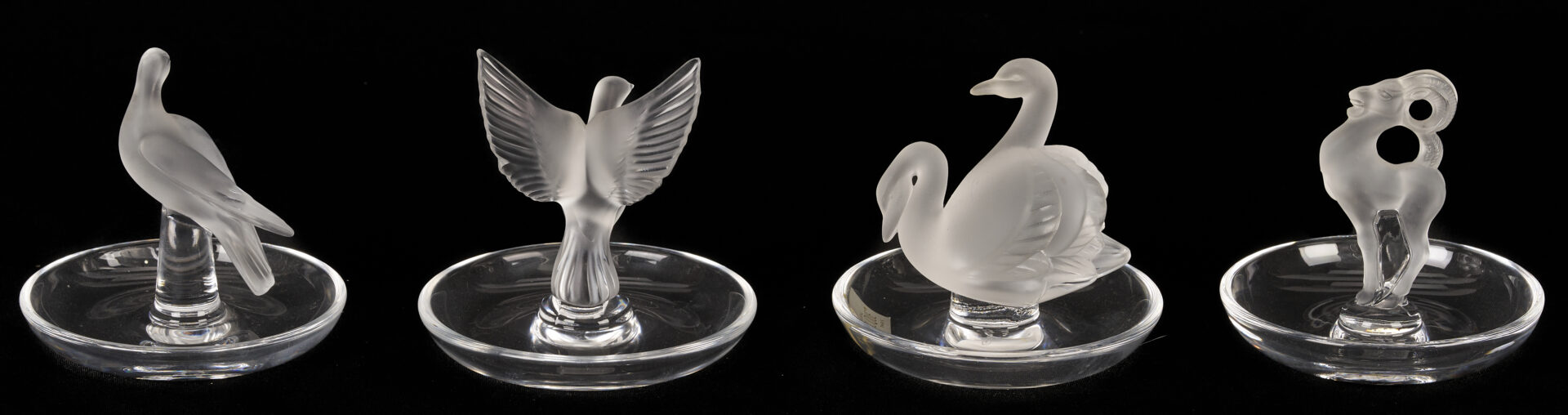 Lot 762: 8 Lalique France Crystal Items