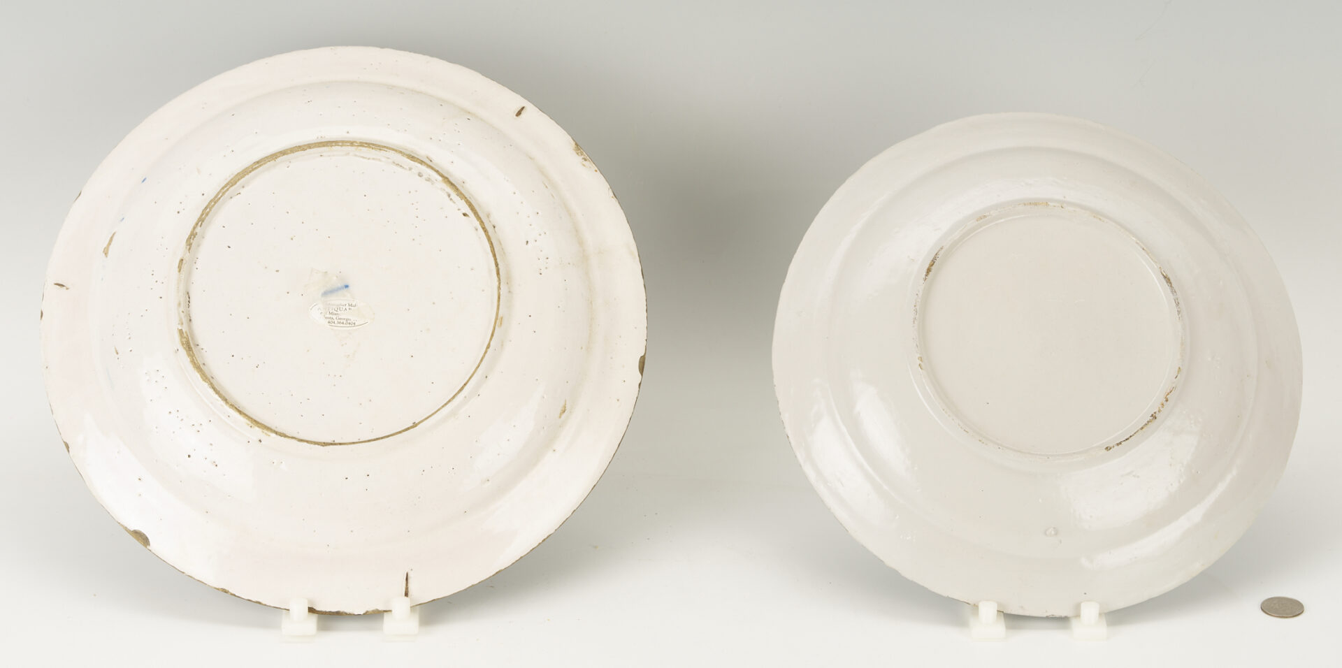 Lot 782: 2 Delft Blue and White Kraak Style Chargers