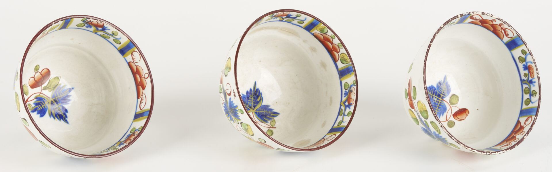 Lot 788: 9 pieces Gaudy Dutch: Plates, Cups, Saucers