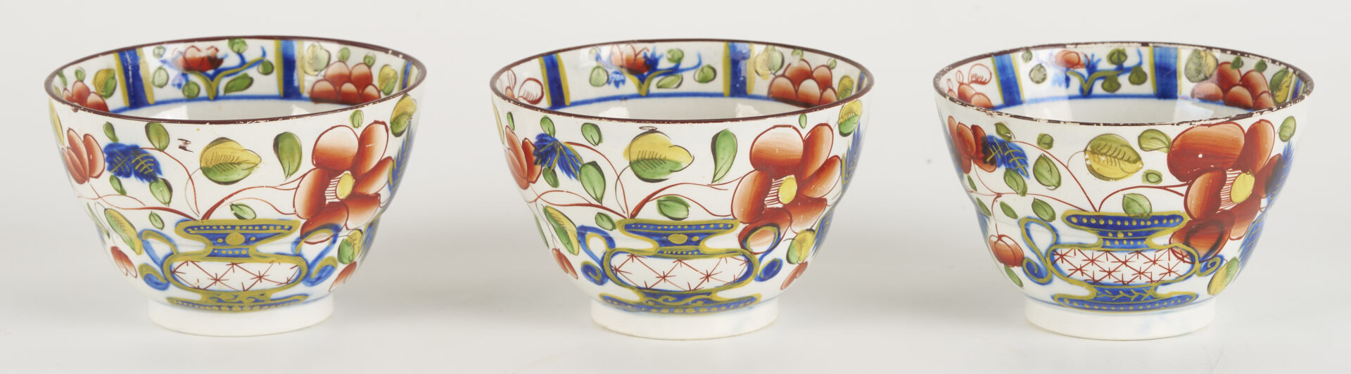 Lot 788: 9 pieces Gaudy Dutch: Plates, Cups, Saucers