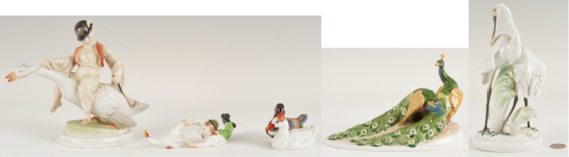 Lot 789: 4 Herend Porcelain Bird Figurines incl. Double Peacock