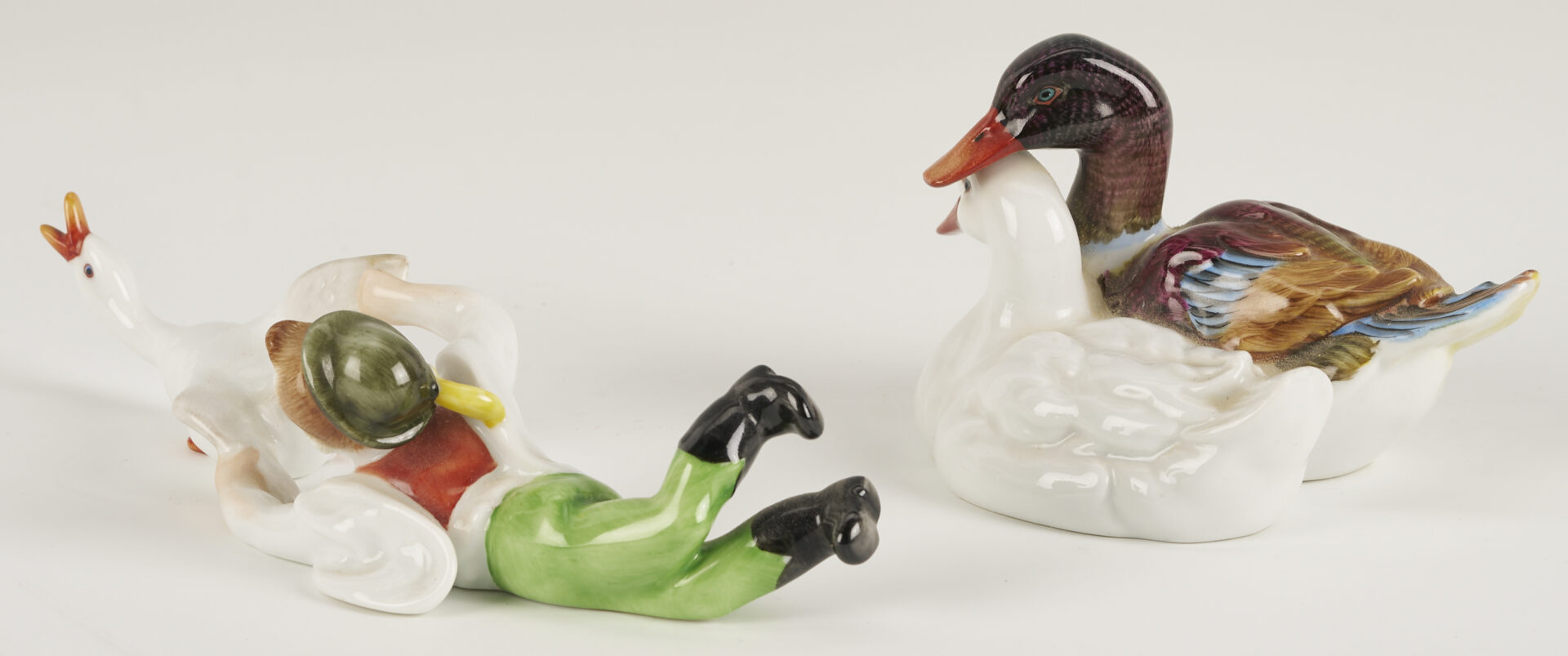 Lot 789: 4 Herend Porcelain Bird Figurines incl. Double Peacock