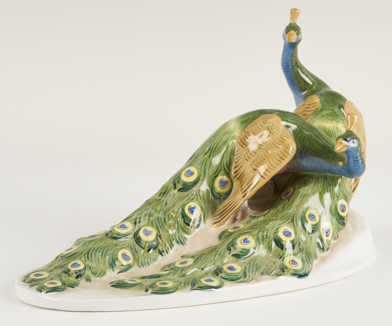 Lot 789: 4 Herend Porcelain Bird Figurines incl. Double Peacock