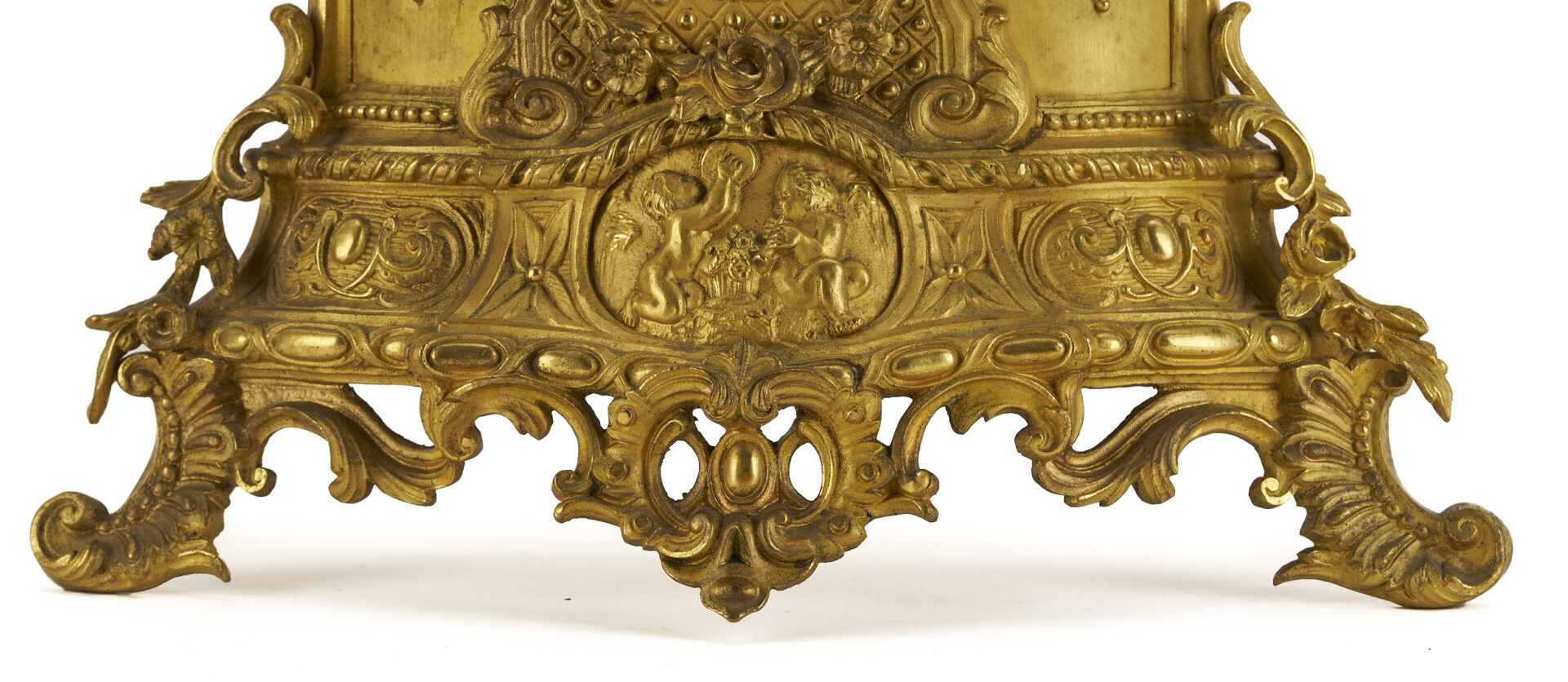 Lot 792: French Figural Gilt Mantel Clock