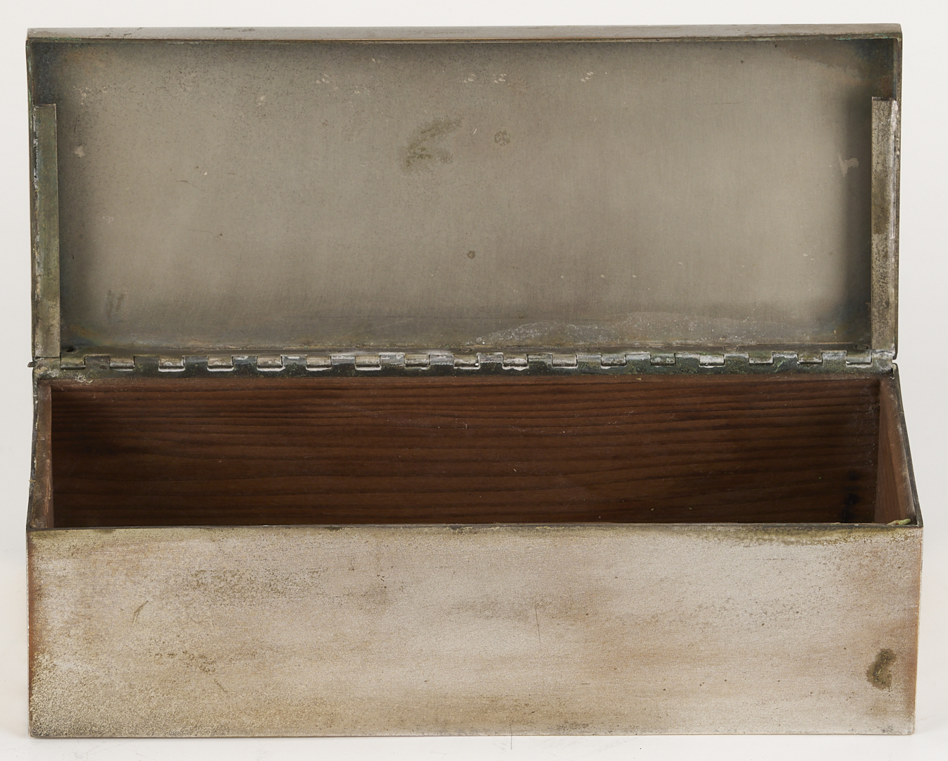 Lot 793: 4 Silver Jewelry Boxes incl. Japanese and Heintz Art Metal