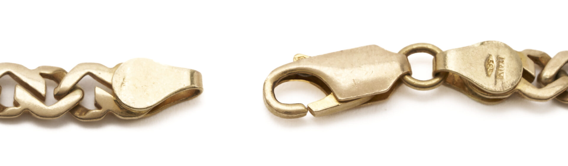 Lot 798: 14K Gold Cuban Link Necklace