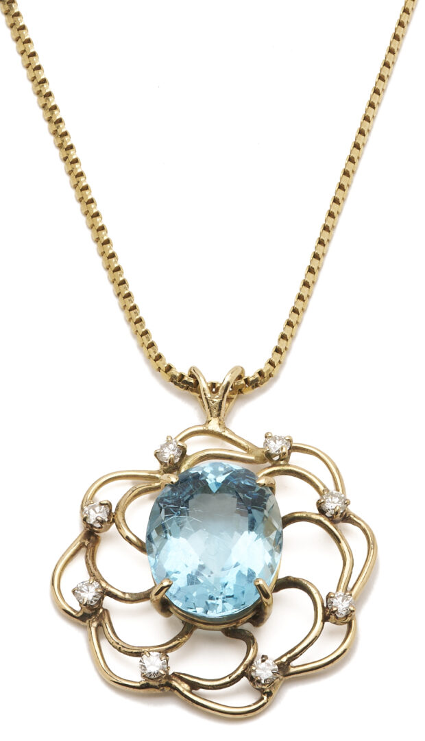 Lot 799: Aquamarine & Diamond Gold Pendant