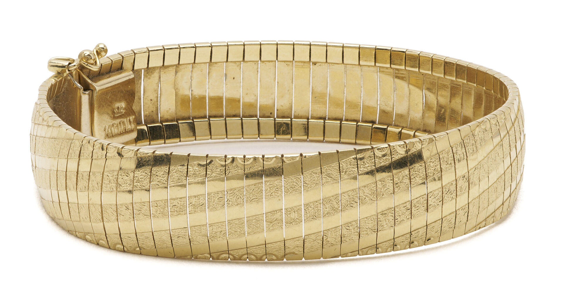 Lot 800: 14K Italian Yellow Gold Band Bracelet